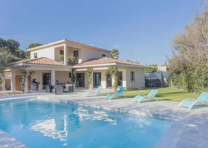 Holiday Home Villa By Interhome